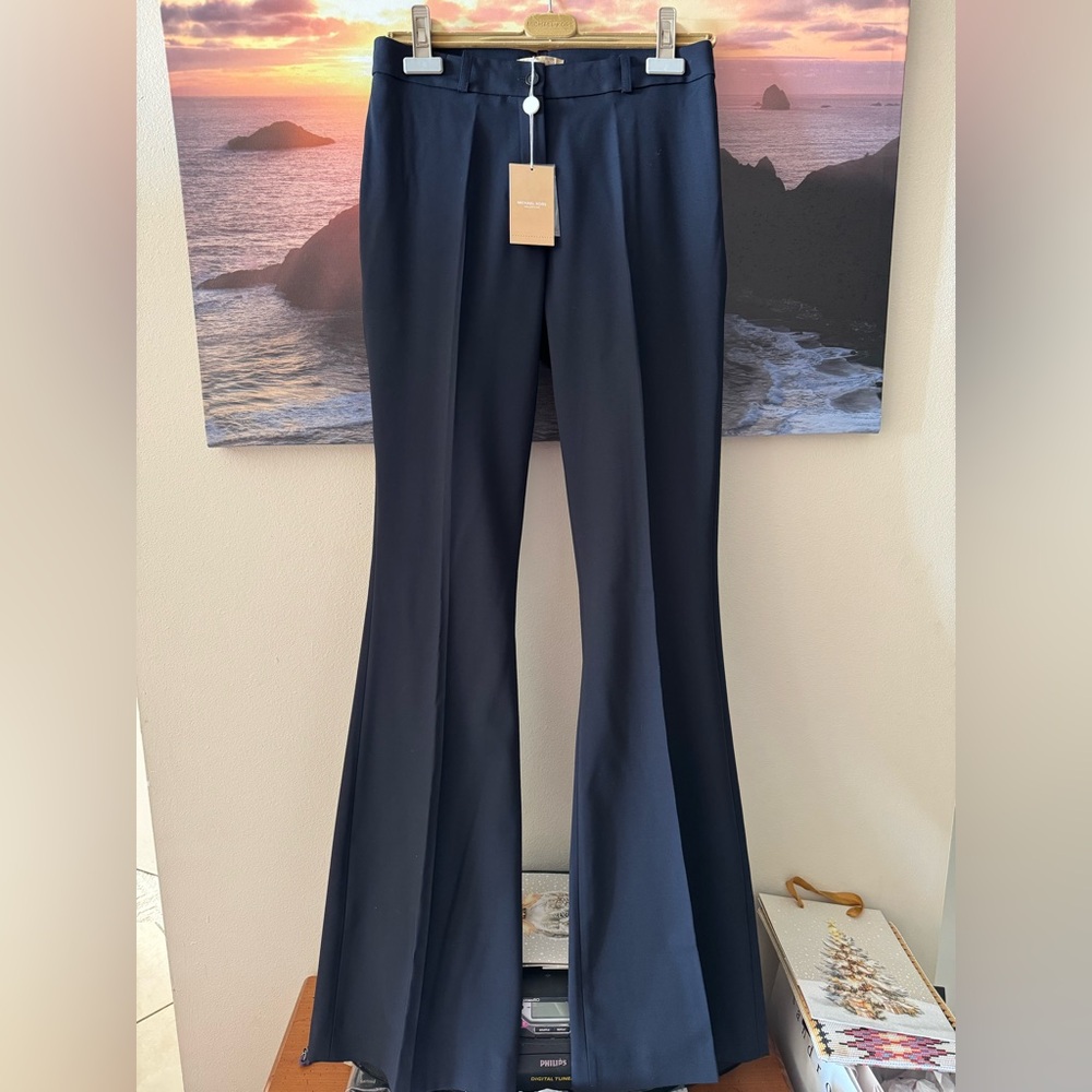 Micheal Kors Collection/ Classy Navy Flared wool Pants/ trousers/ 4/ NWT